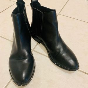 Steve Madden Chelsea Boots